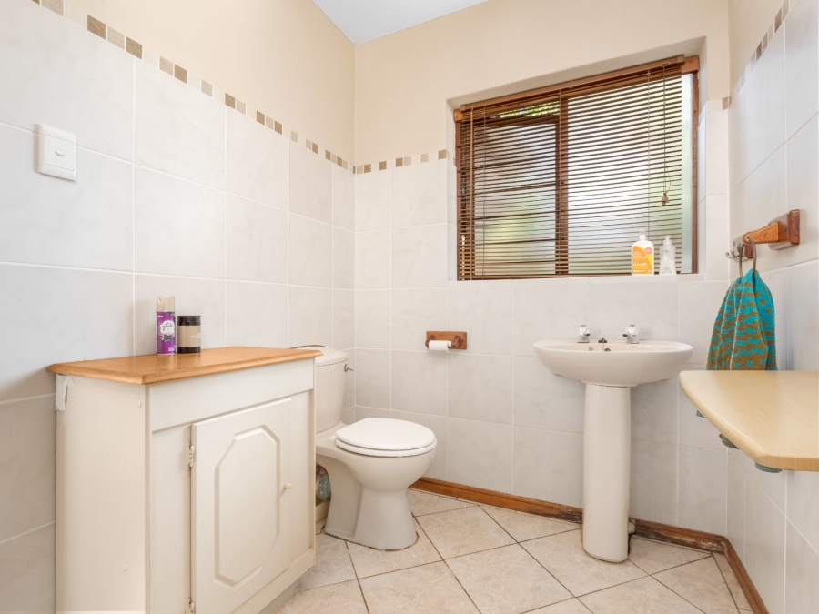 4 Bedroom Property for Sale in The Island Western Cape